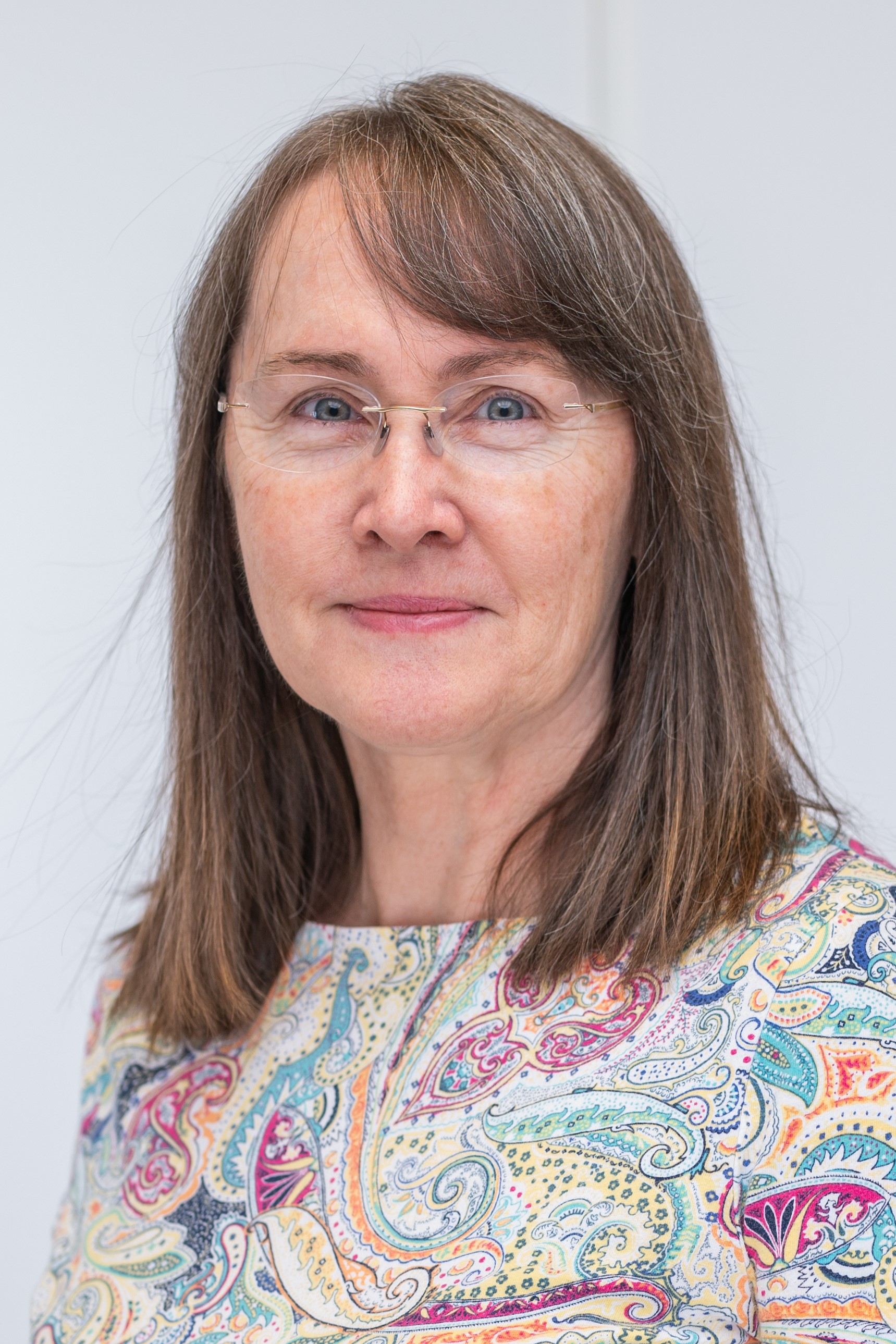 Leslie Cahill